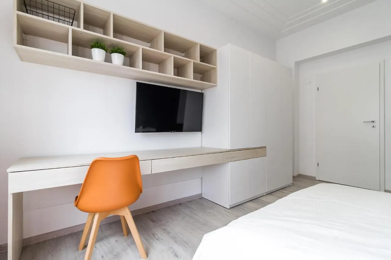 Modern Apartment In The Heart Of Bucarest